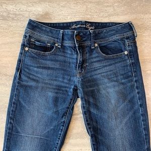 American Eagle Women's Jeans Size 6 short